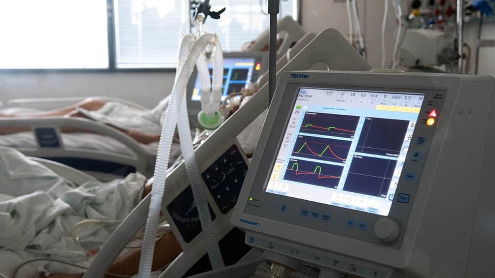Fallecieron 348 personas en el país y 24 en Mendoza por COVID 19