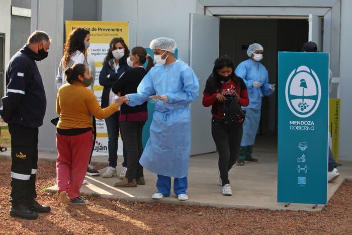 400 personas de Ugarteche recibieron su vacuna contra el Covid-19