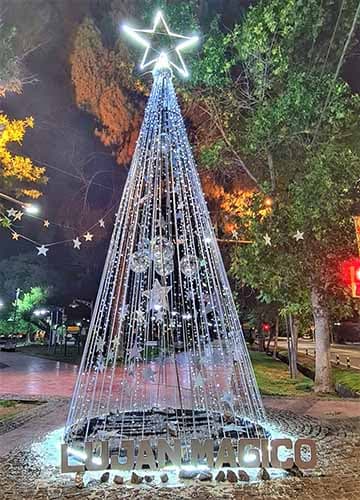 Comenzó «Luján Mágico» con ferias, sorteos y Papá Noel para alentar las fiestas de fin de año