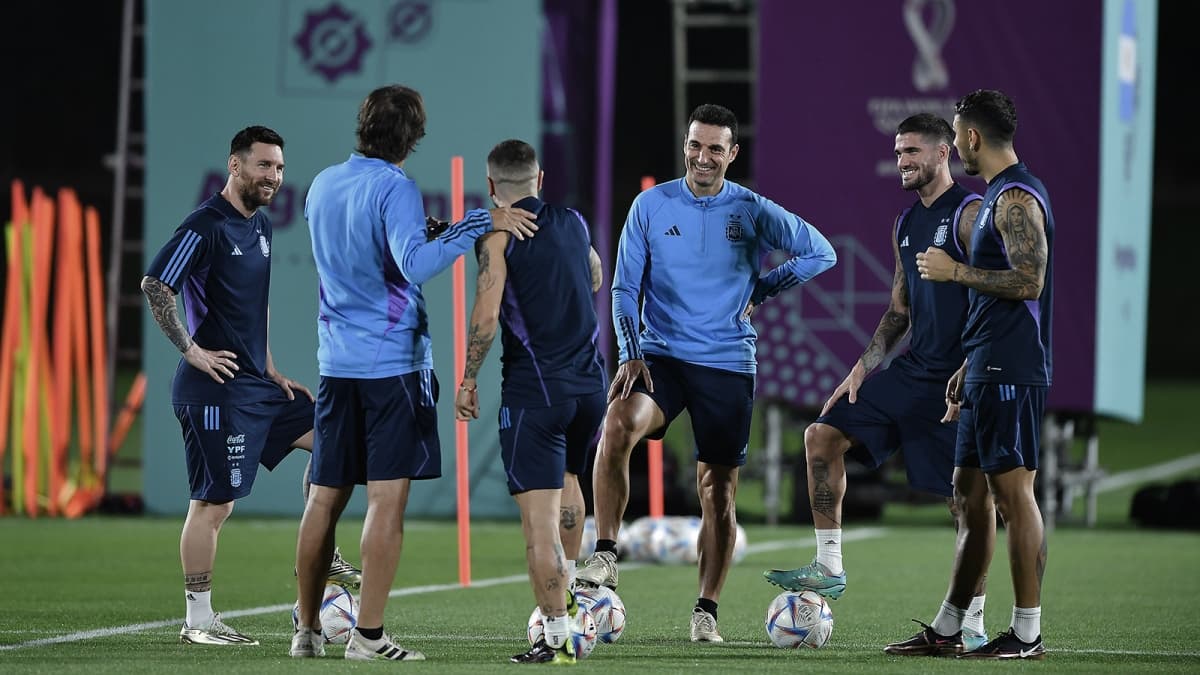 Argentina se metió en los cuartos de final y se prepara para el viernes