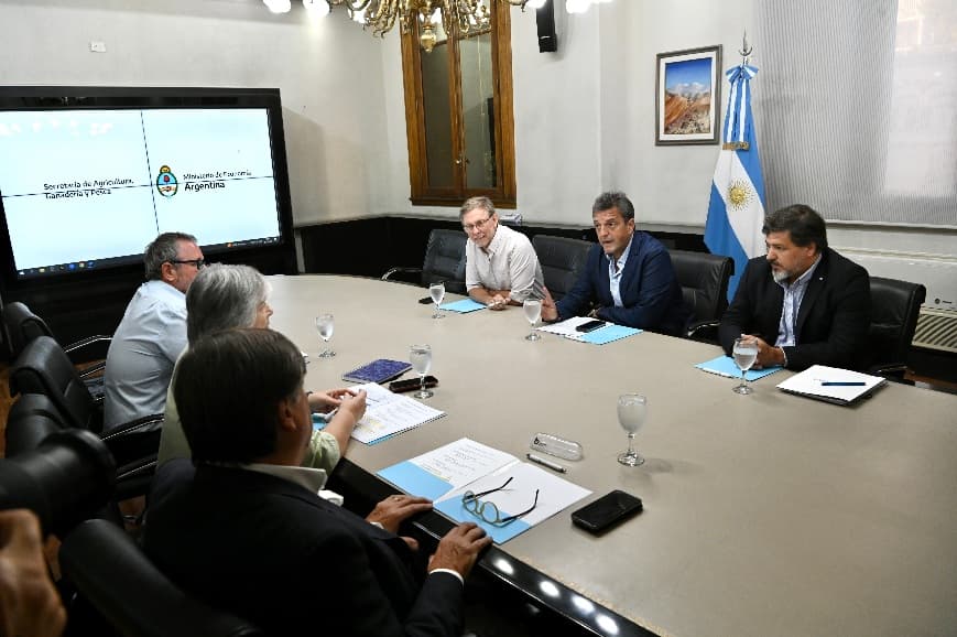 Crean un programa de $1000 millones para prevenir la gripe aviar en el circuito comercial