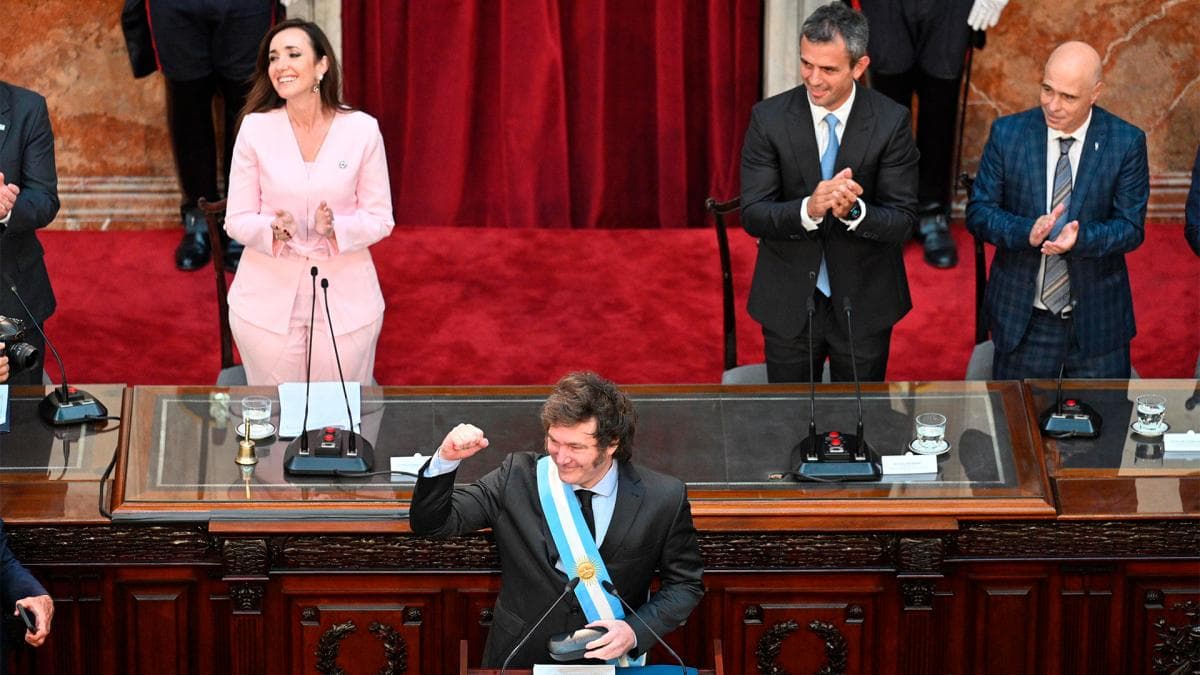 Milei invitó a firmar un nuevo Pacto el 25 de Mayo.